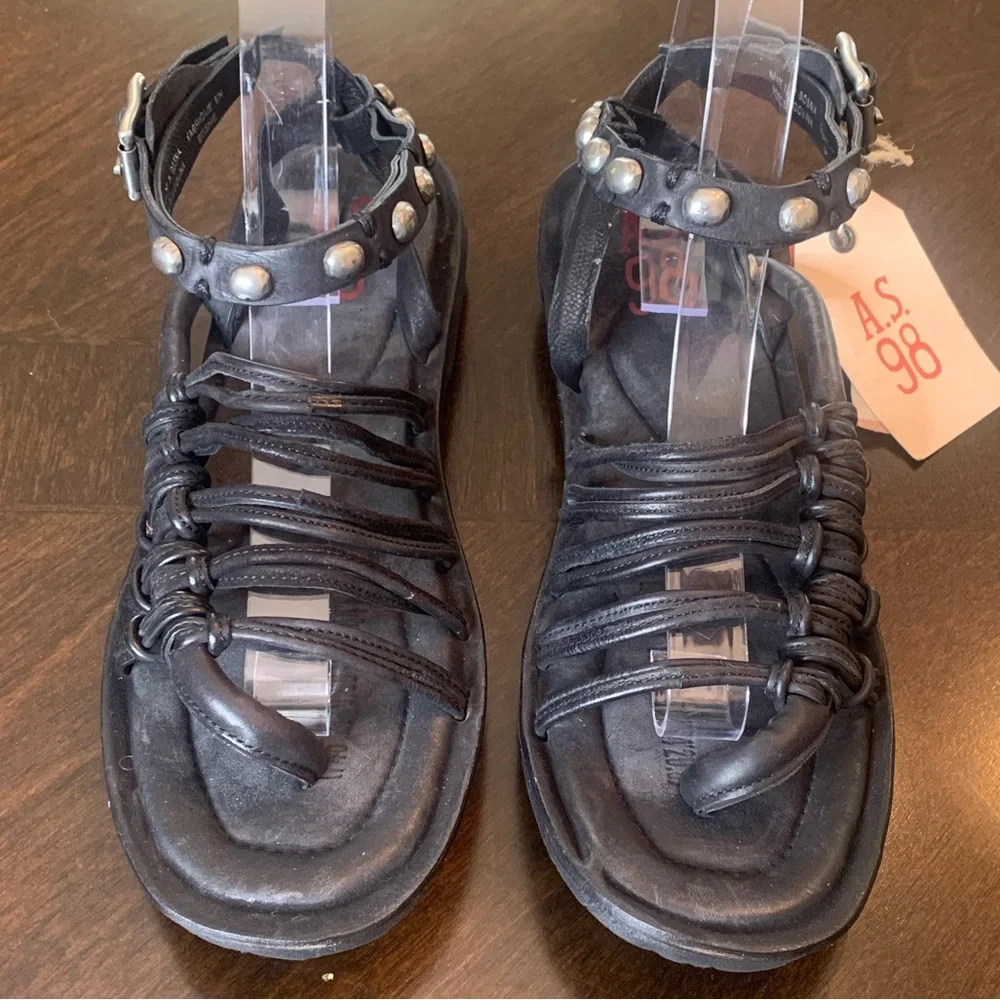 💫HP‼️💫 NWT A.S.98 - FREE PEOPLE Marin Strappy Sandals in Black/Silver, Size 8 - Picture 2 of 7